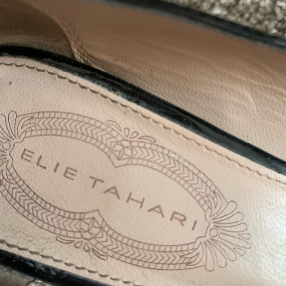 Ellie Tahari high heeled shoe - Picture 2 of 4